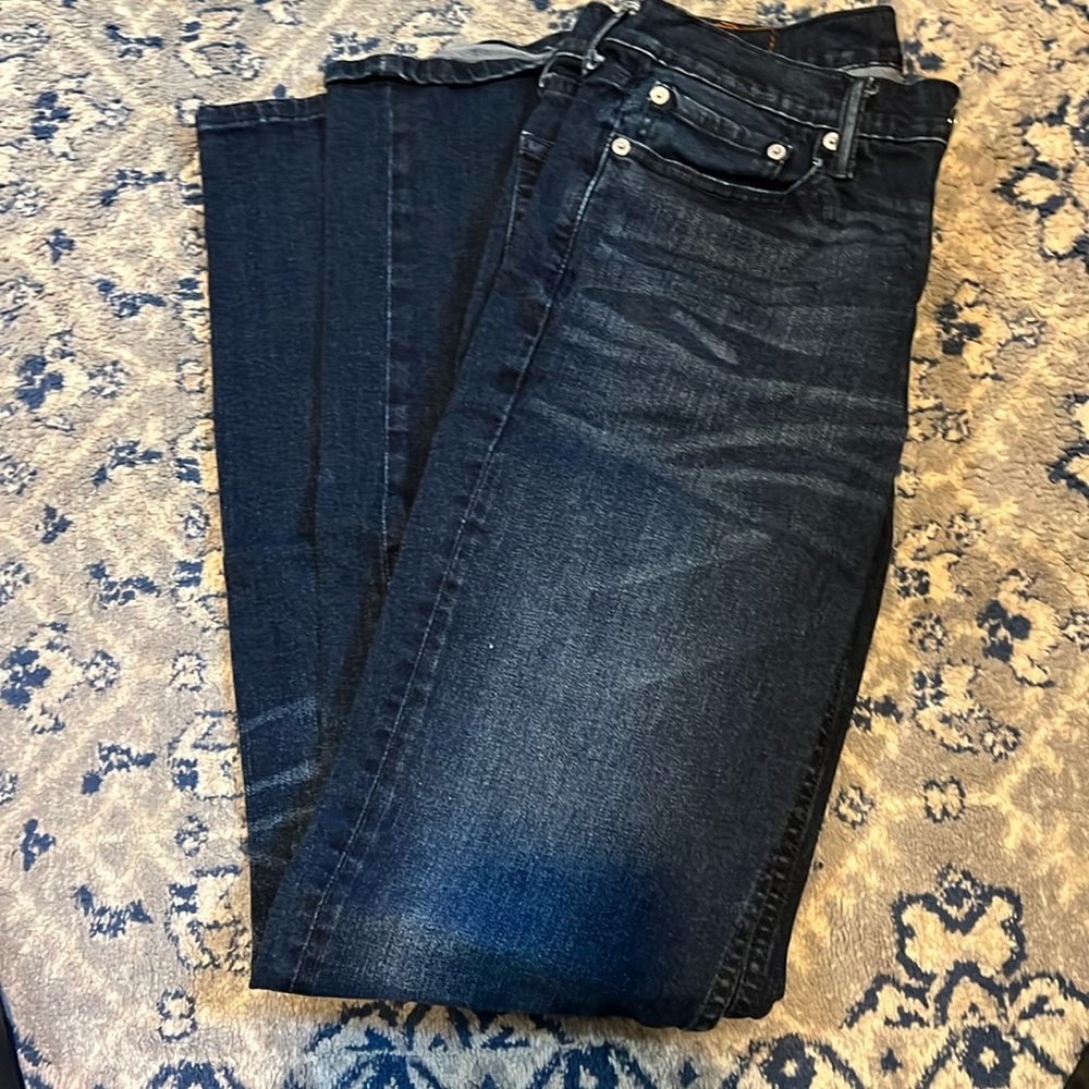 LEVIS jeans 32x36